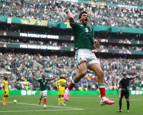 Mexico dismantles South Africa in a chaotic World Cup opener